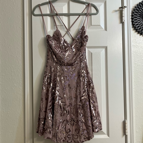 Fashion nova women’s No Rules Sequin Mini Dress -  color Mauve - Picture 13 of 14